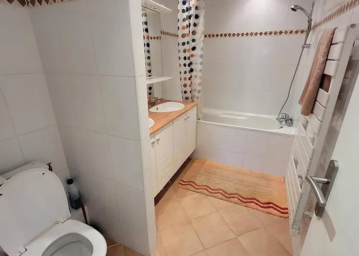 Quartier Du Port T4 Pour 8 Personnes N12 La Grande Motte