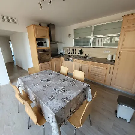 Quartier Du Port T4 Pour 8 Personnes N12 *